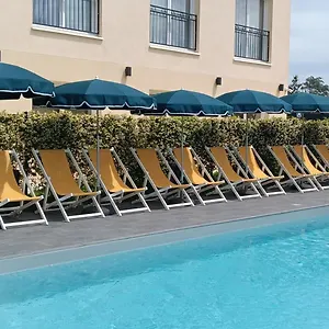 Hotel Ibis Styles, Miramas